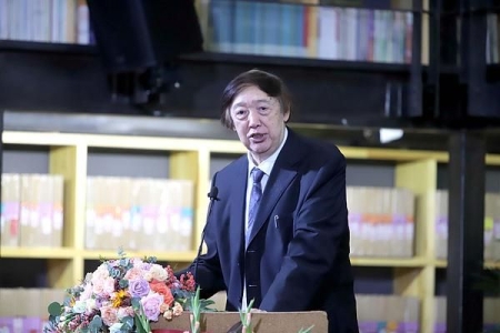 冯骥才《过年书》解码春节，让世界读懂中国精神