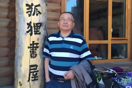 裴郁平用童心解读阿勒泰的秘密