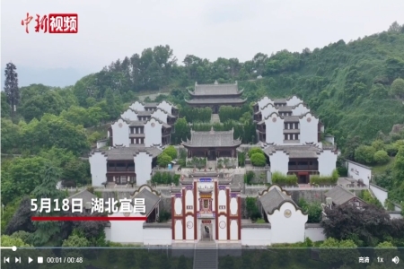 海外华文媒体参观屈原祠 领略屈原文化魅力