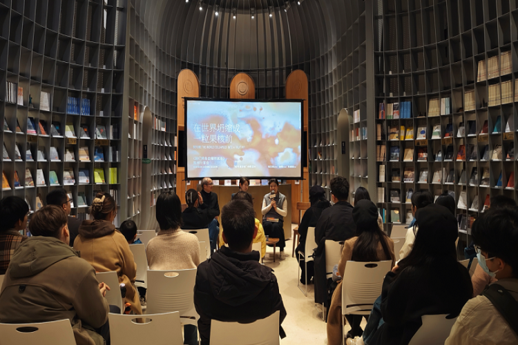 直觉的都市棱镜：上海90后女性诗歌团体新面相