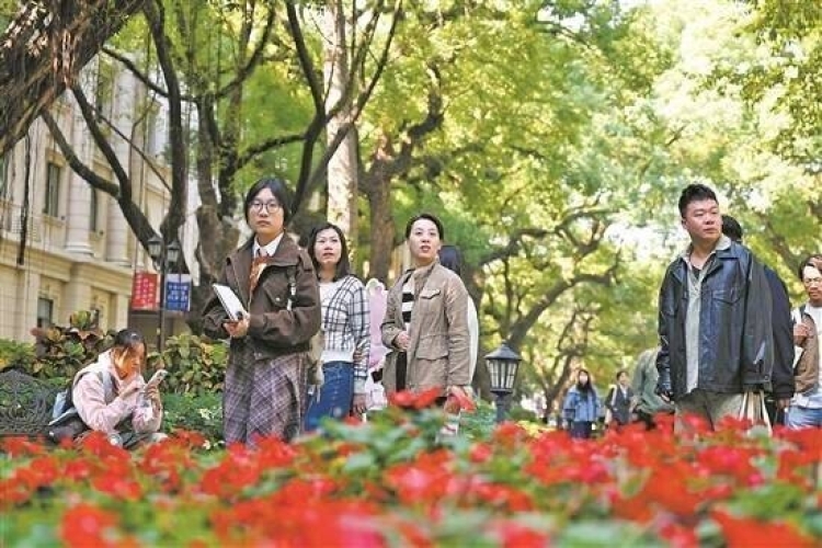 从荔湾出发，寻找文学写作的地域之源