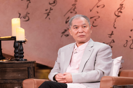 梁晓声：用文学点亮万家灯火