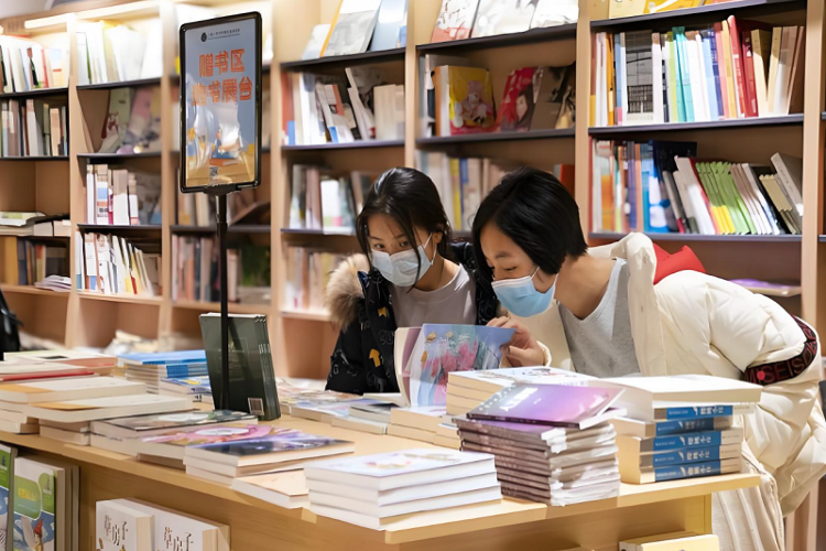 “新公版热”正盛，时代情绪正在重塑书业经典