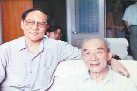 束沛德：我尝到了酸甜苦辣
