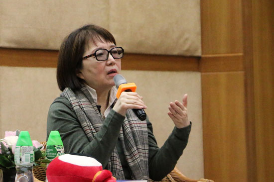 3【4】张欣:对爱情“祛魅”,写作就不会陷入琼瑶的套路 3【4】张欣:对爱情“祛魅”,写作就不会陷入琼瑶的套路