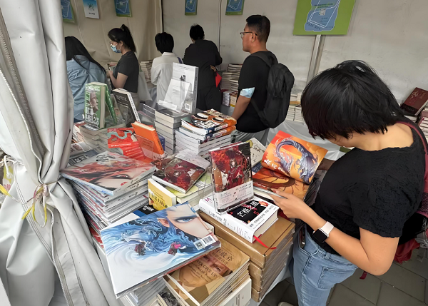 2【1】《哪吒》《北上》相关书籍热销