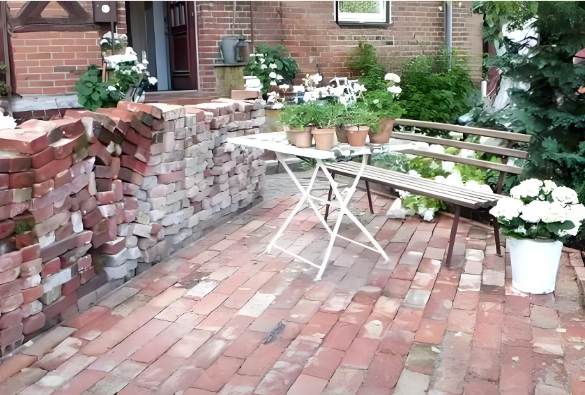 5【1】铺砖的院子