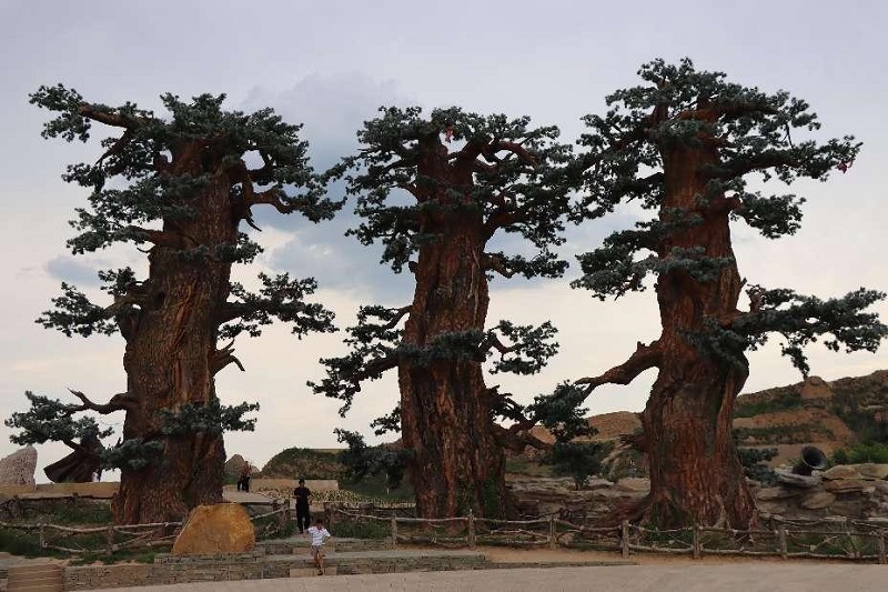 2【1】让“大众旅游”和“新大众文艺”更好结合