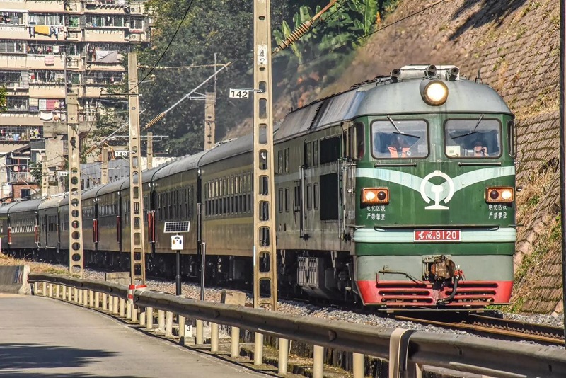 4【3】绿皮火车